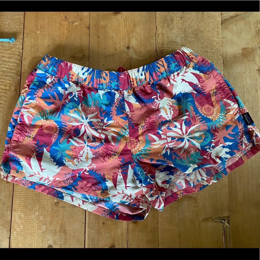 Cute patterned Patagonia shorts